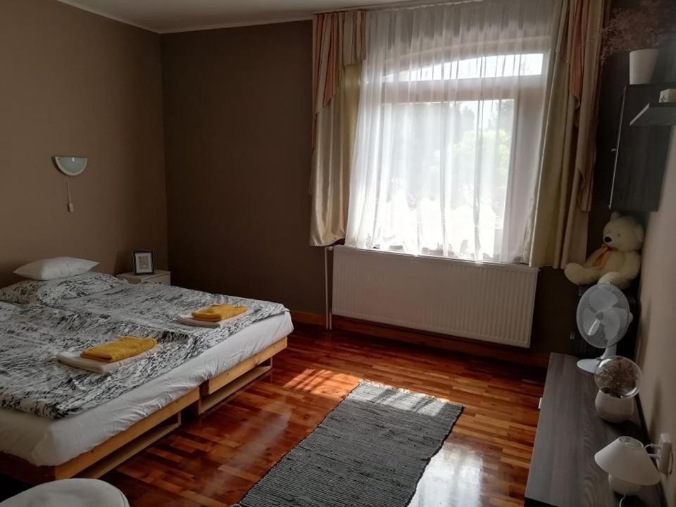 Sunfish Apartman Balatonszarszo Eksteriør billede